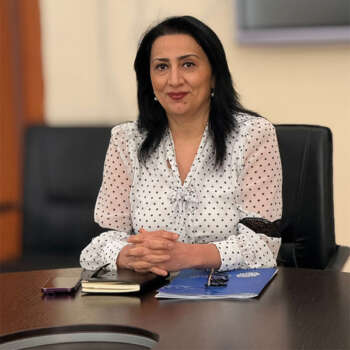 Prof.-Dr.-Rəsmiyyə-Abdullayeva-profil