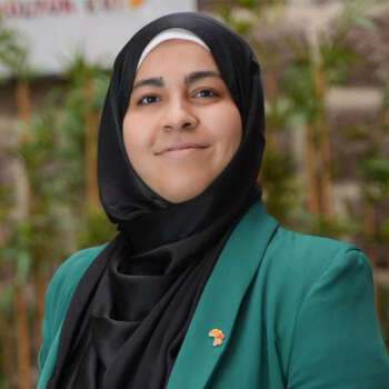 dasam-uzmanlarimiz-ahlam-ahmaid